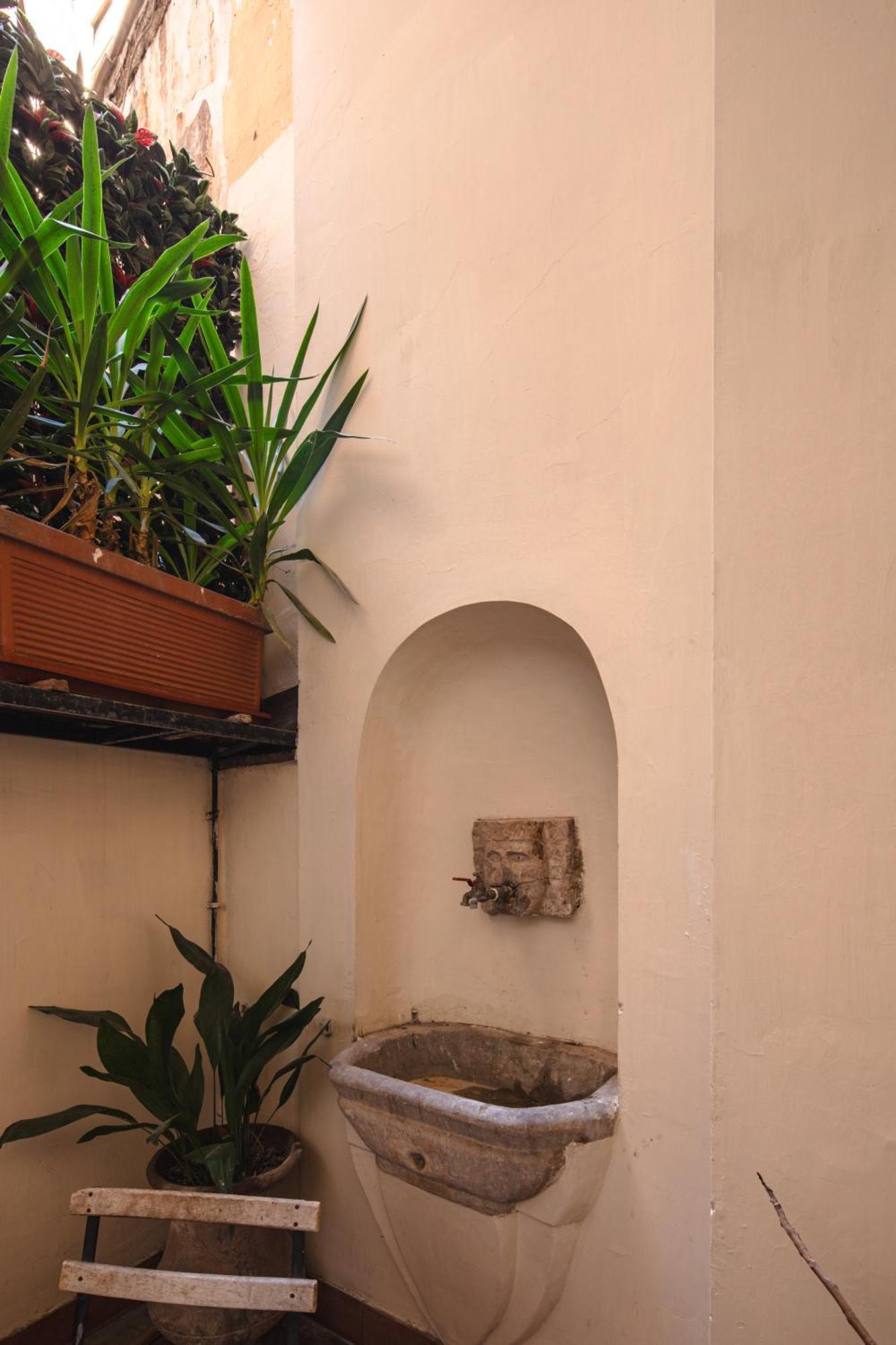 רומא Maison Barchetta In Via Giulia - Piazza Navona מראה חיצוני תמונה